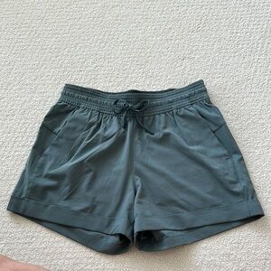 Excellent condition, Lululemon Women's Casual Shorts, Size 4